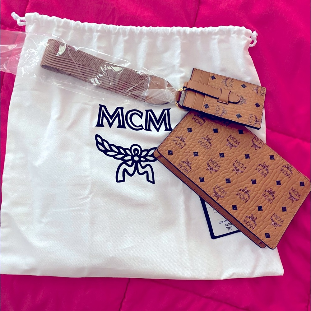 MCM Multifunction Pouch in Visetos